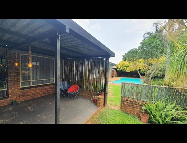 4 BEDROOM HOUSE FOR SALE IN DORANDIA